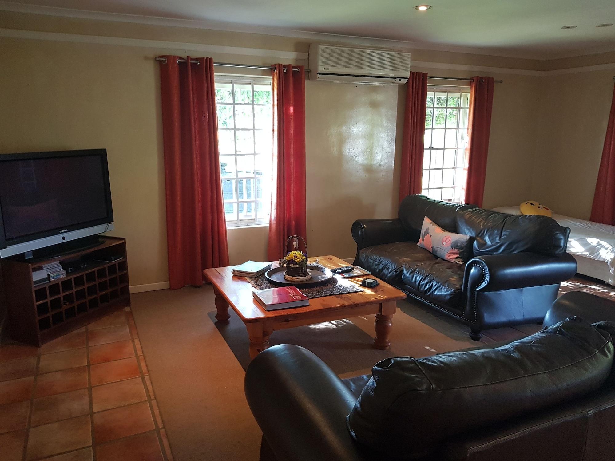 Hoopenburg Guesthouse Klapmuts Екстер'єр фото