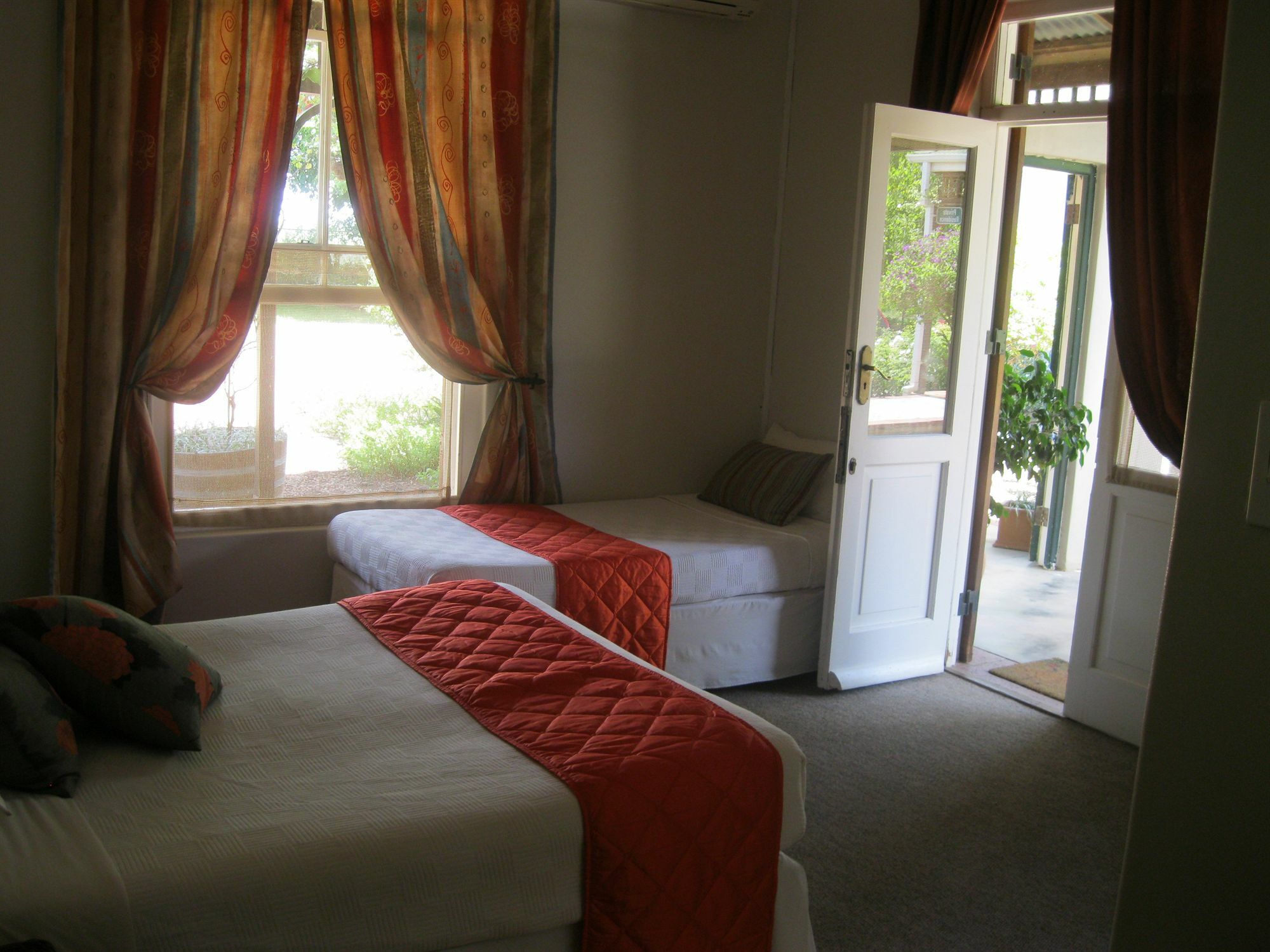 Hoopenburg Guesthouse Klapmuts Екстер'єр фото